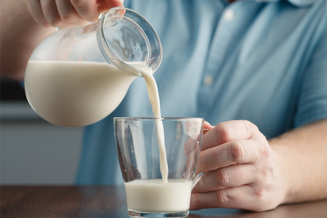 Read more about the article Manfaat Minum Susu untuk Kesehatan Tubuh